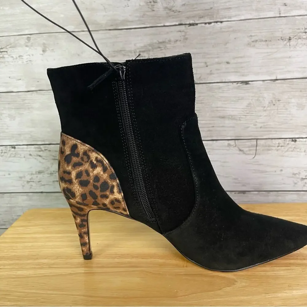 Violet & Red Quintin Heeled Ankle Booties Size 8.5
